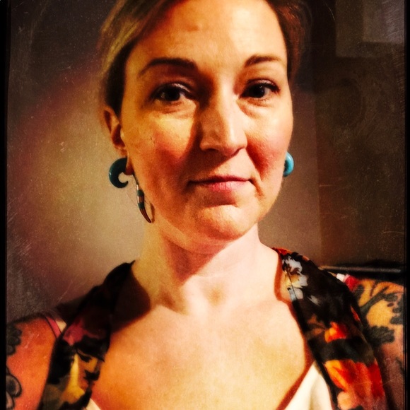 Meet your Posher, Alyson - Picture 2 of 11